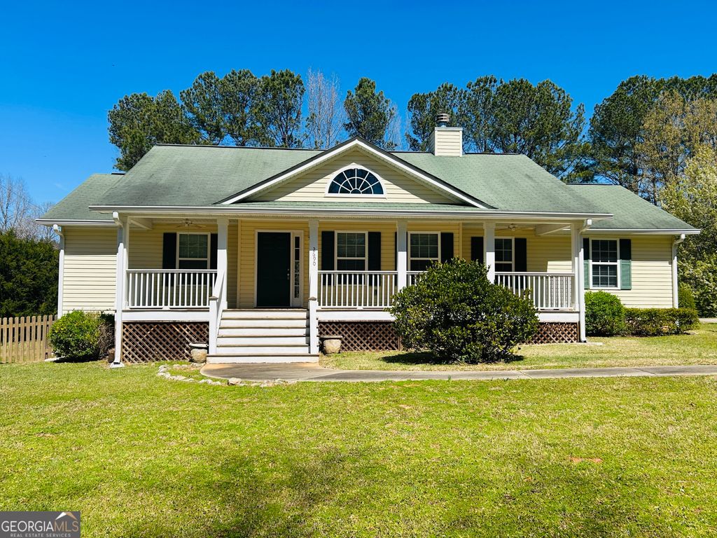 Photo of 2690 Sharpsburg McCullum Road, Newnan, GA 30265 (MLS # 10765279)