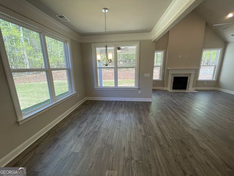 Single Family Residence in Villa Rica GA 3019 Fairway Drive 11.jpg