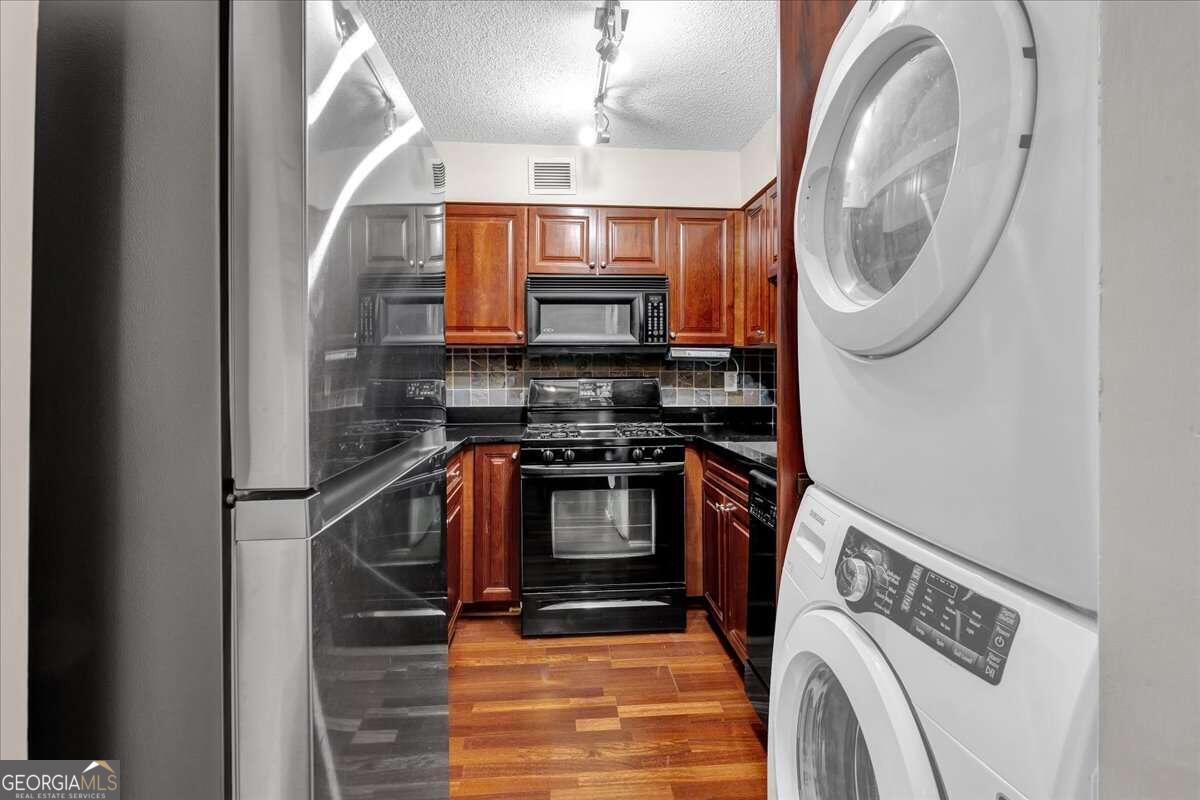 Parklane at Peachtree - Residential