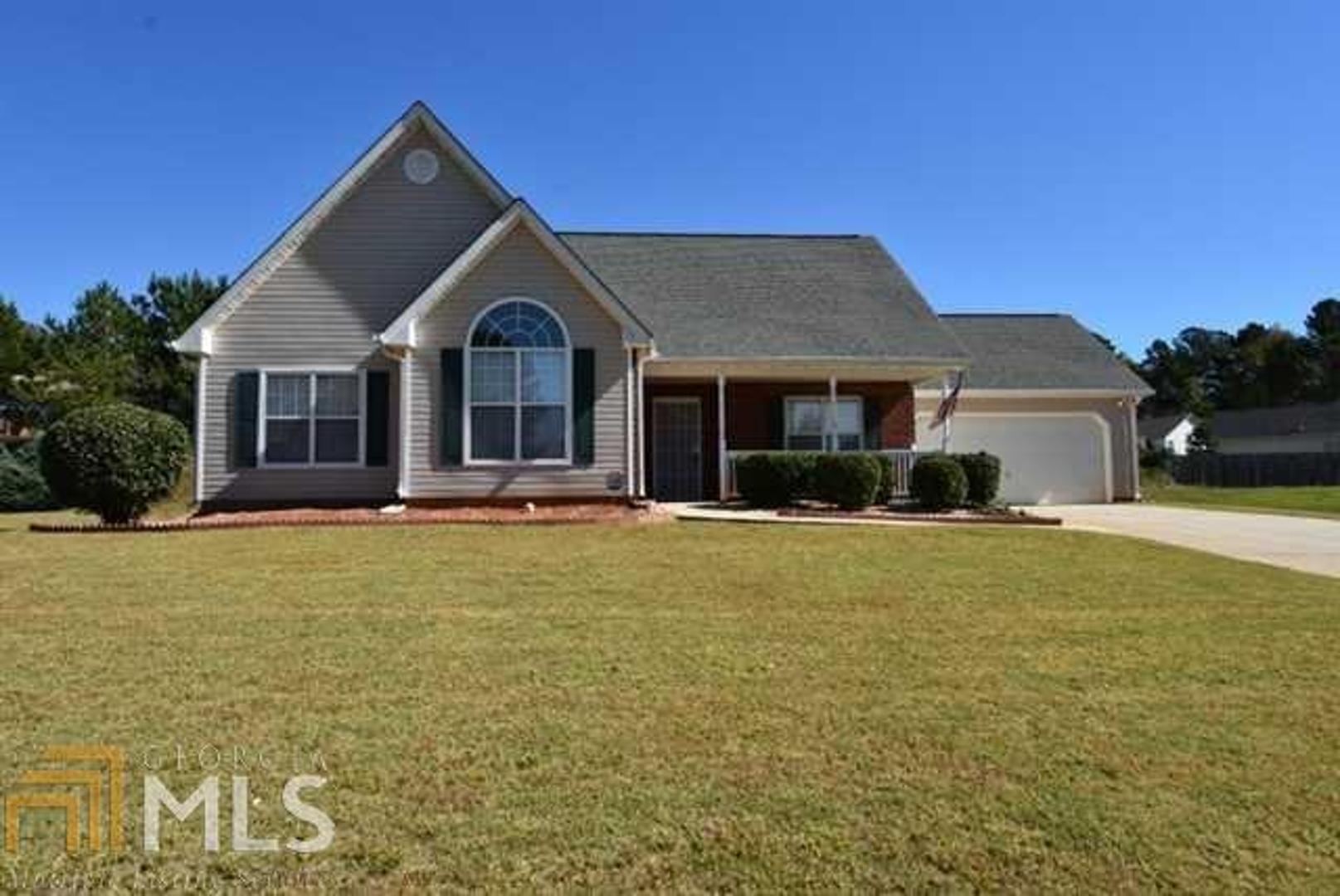 Move right into this adorable ranch home sitting in a quiet cul de sac with a front porch and lots of curb appeal. The interior has architectural detail with arches and trey ceilings. Lovely clean and quiet neighborhood, lovely landscaping and a split bedroom floor plan. Move right in.