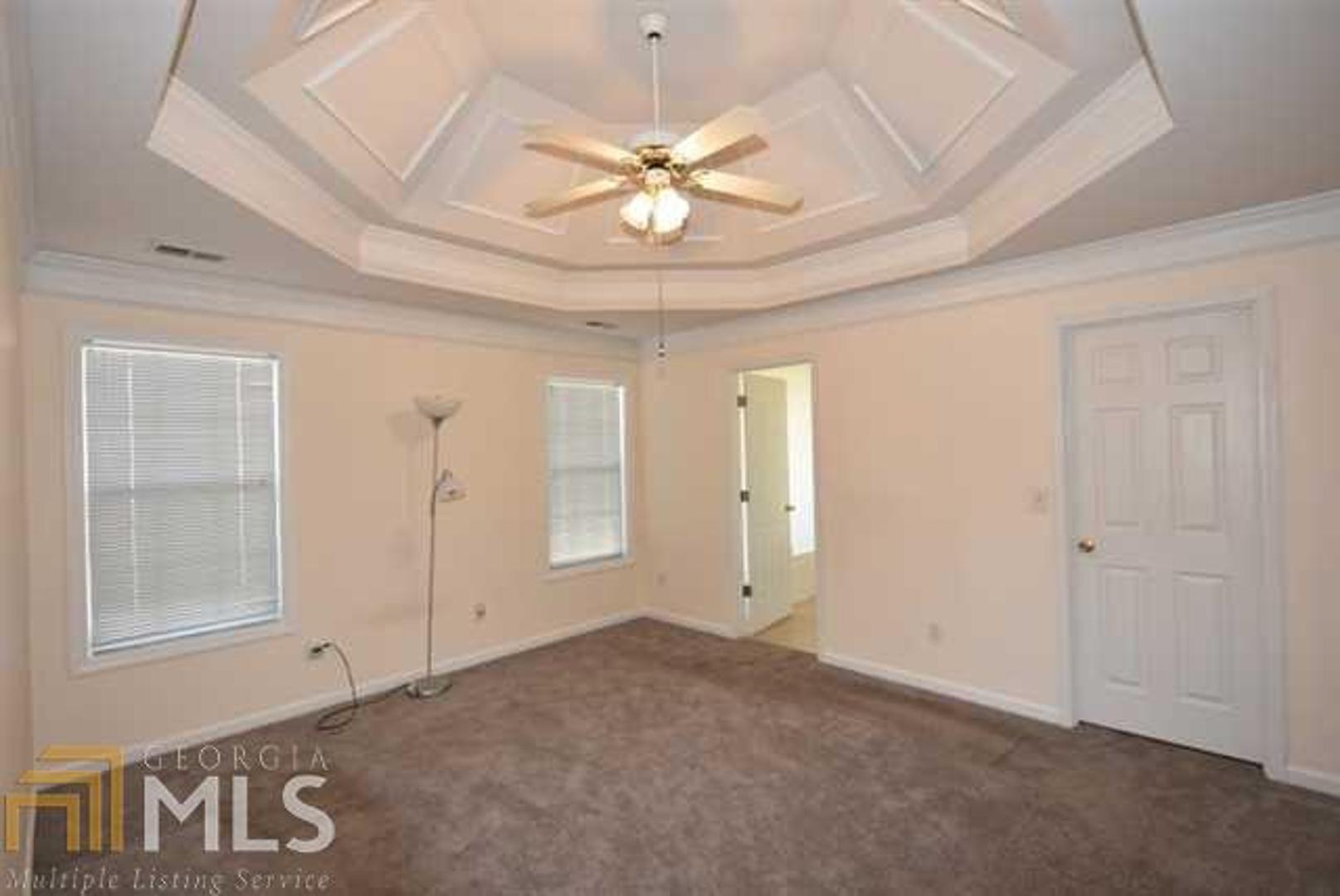Oaktree - Residential