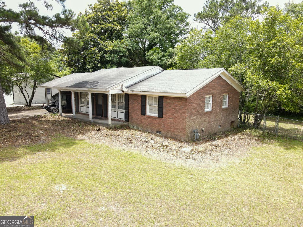 Photo of 1550 Greenwich Pl, Macon, GA 31206 (MLS # 10780775)