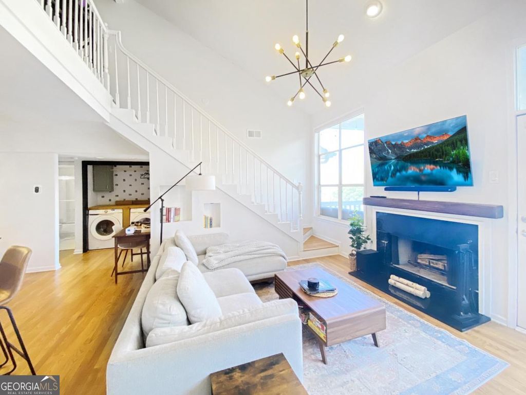 Photo of 521 Mcgill Park Avenue NE, Atlanta, GA 30312 (MLS # 10754413)