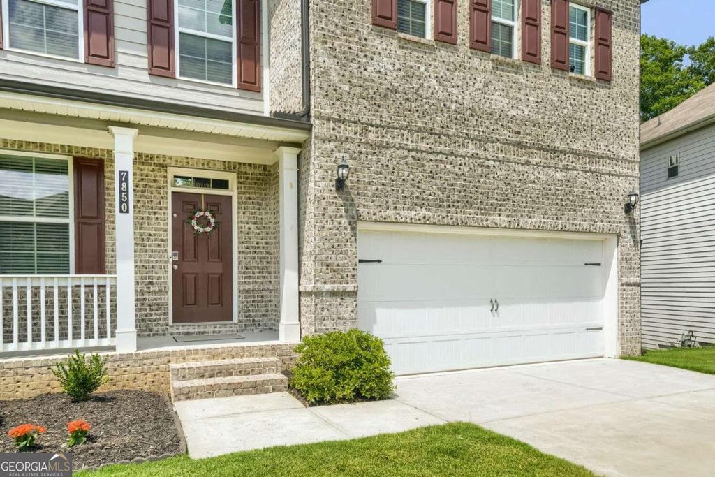 Photo of 7850 Bristol Valley Drive, Cumming, GA 30028 (MLS # 10797535)