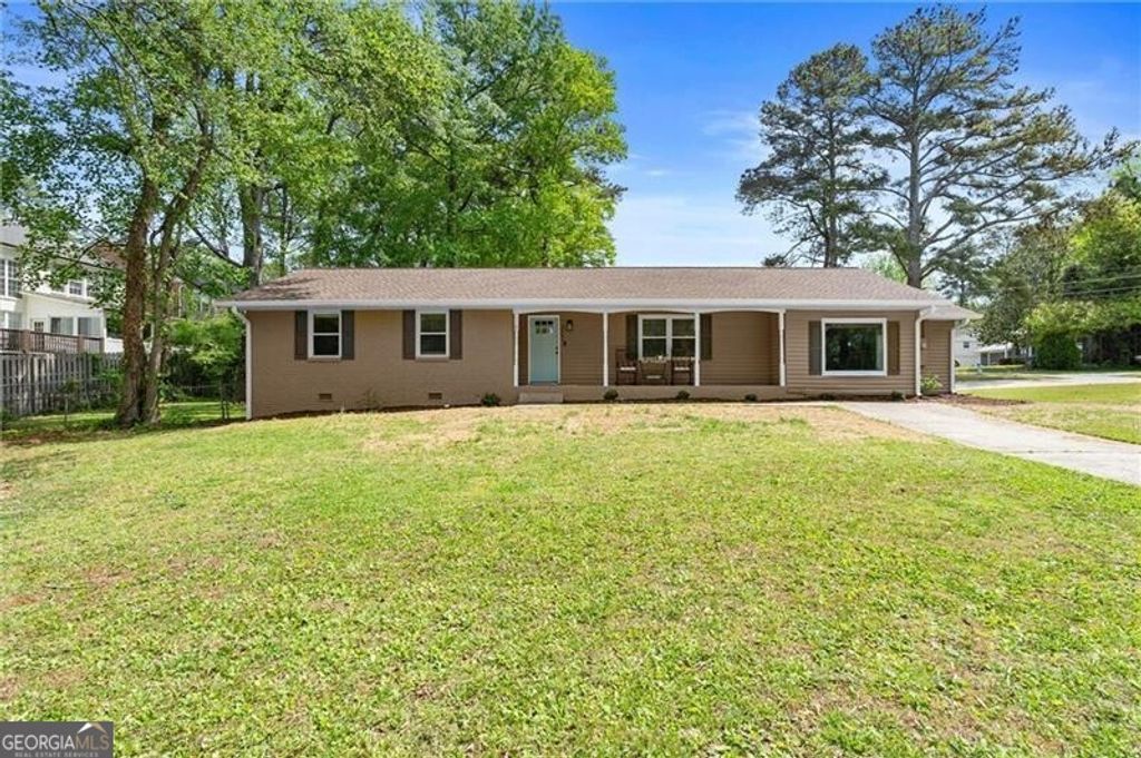 Photo of 3461 Sioux Path SE, Smyrna, GA 30080 (MLS # 10730722)