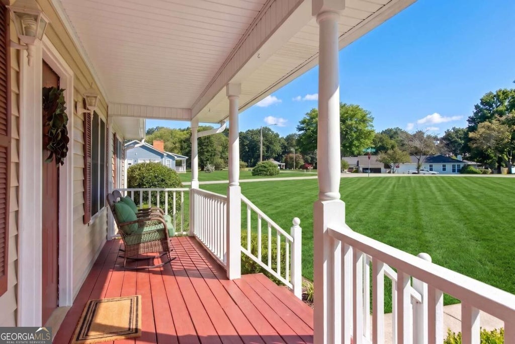 Photo of 4646 Countryside Drive, Flowery Branch, GA 30542 (MLS # 10841719)