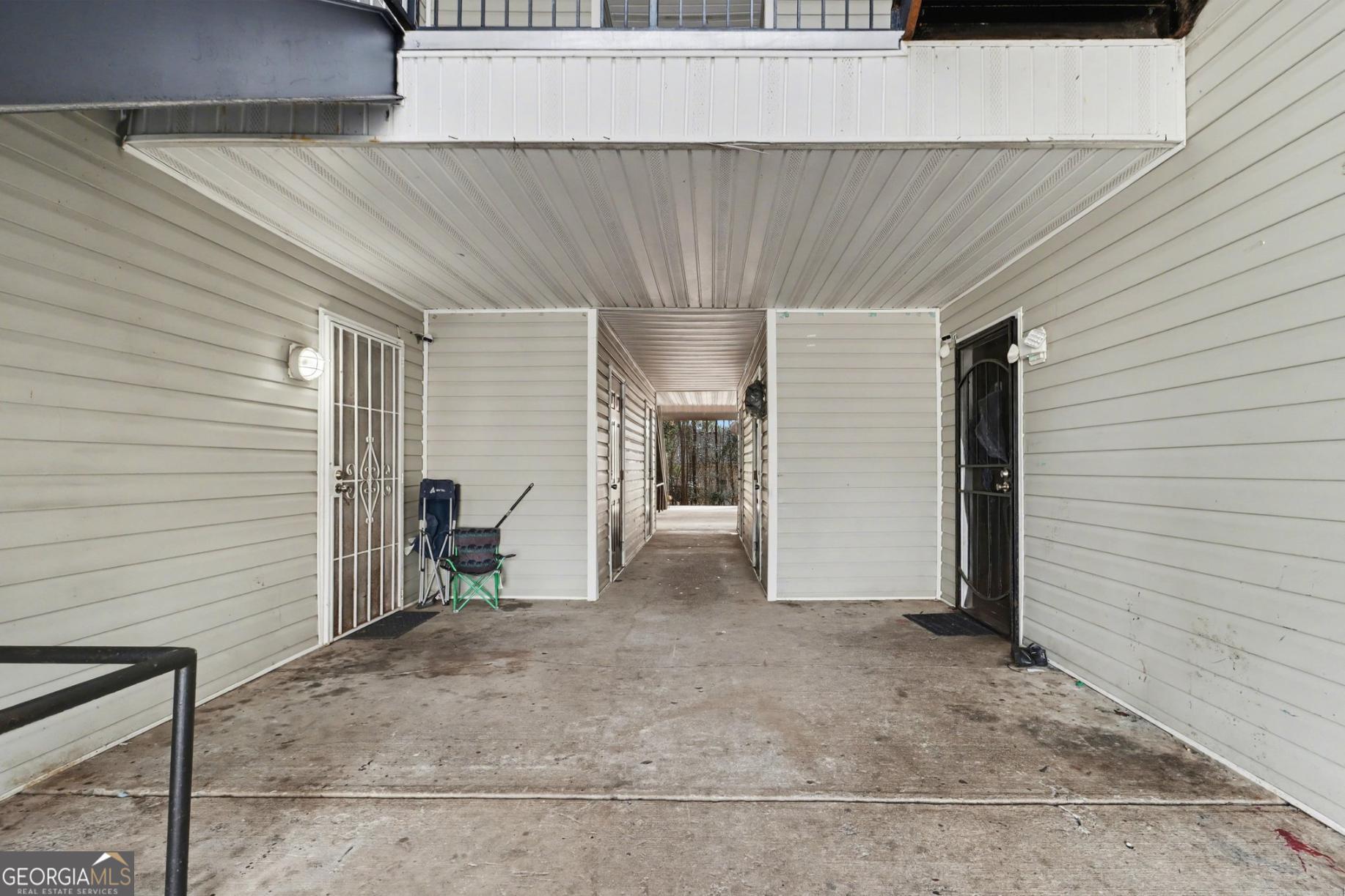 9102 Fairington Ridge CIR