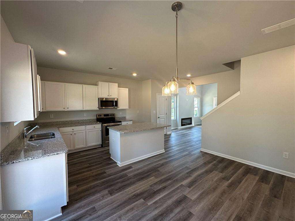 Paces Lakes - Residential