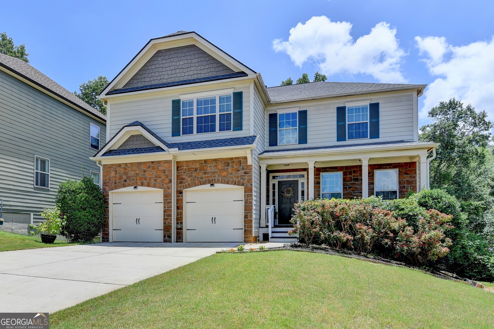 808 Harrison DR