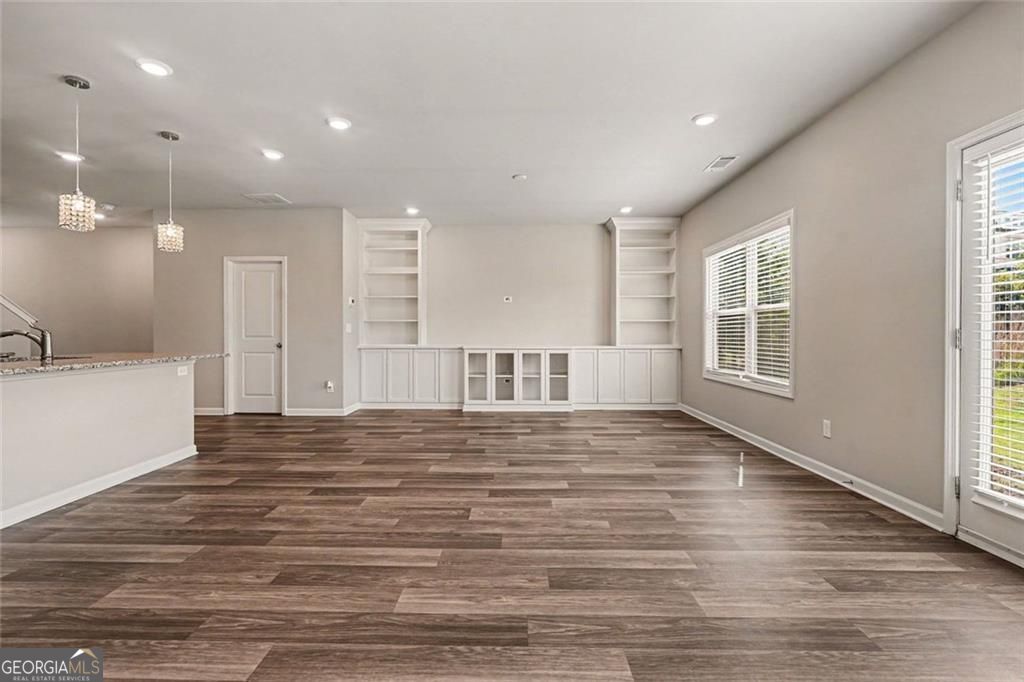 132 Auburn Crossing DR