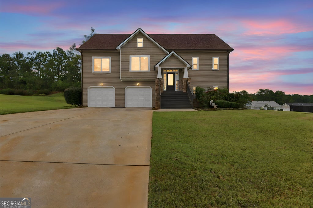Photo of 101 Boston Court, Lagrange, GA 30241 (MLS # 10867626)