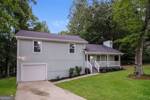 434 Mona PL Dallas GA 30132