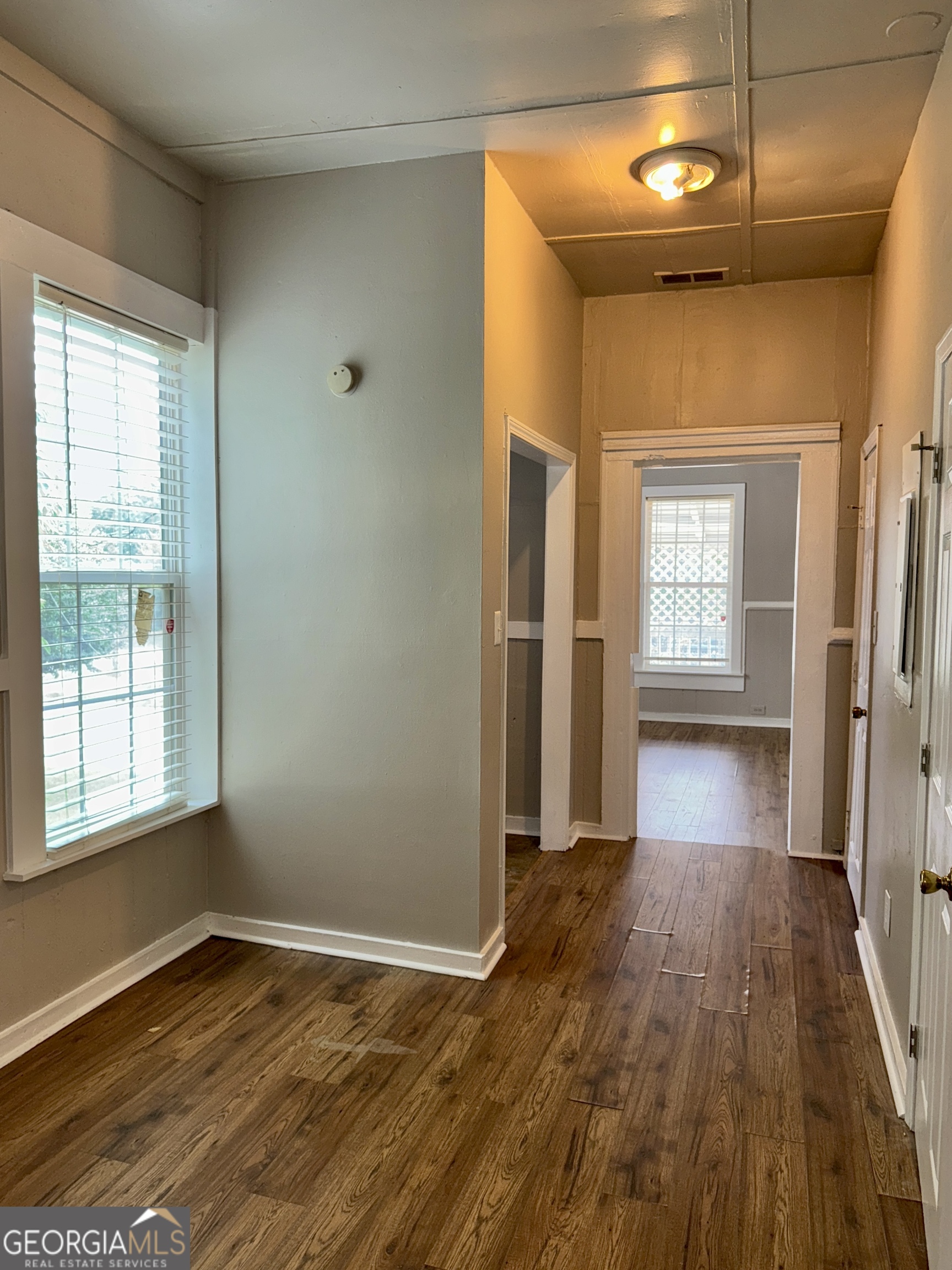 Prop Dundee Mills Inc - Residential Lease