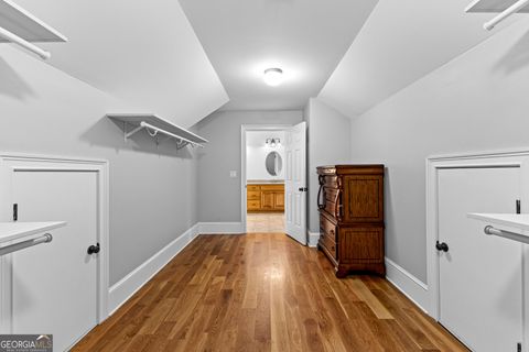 listing image 68
