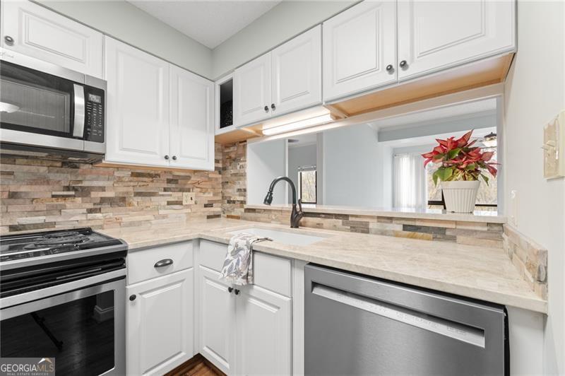 1800 Clairmont #428 LK A428