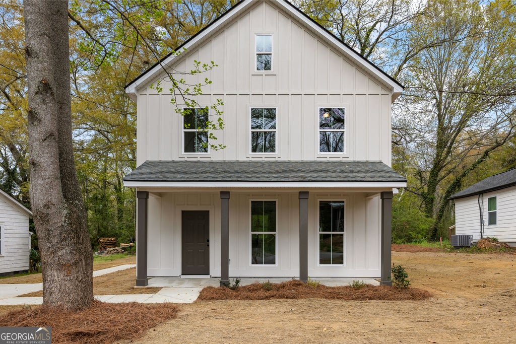 Photo of 37 Ray Street, Newnan, GA 30263 (MLS # 10822805)