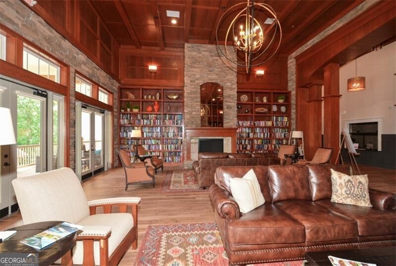 Soleil Laurel Canyon - Residential