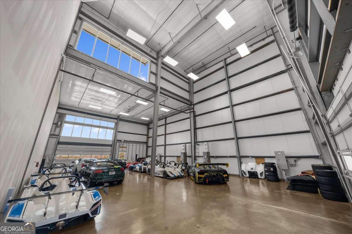 702 Joe Lane Cox RD 101 & 201