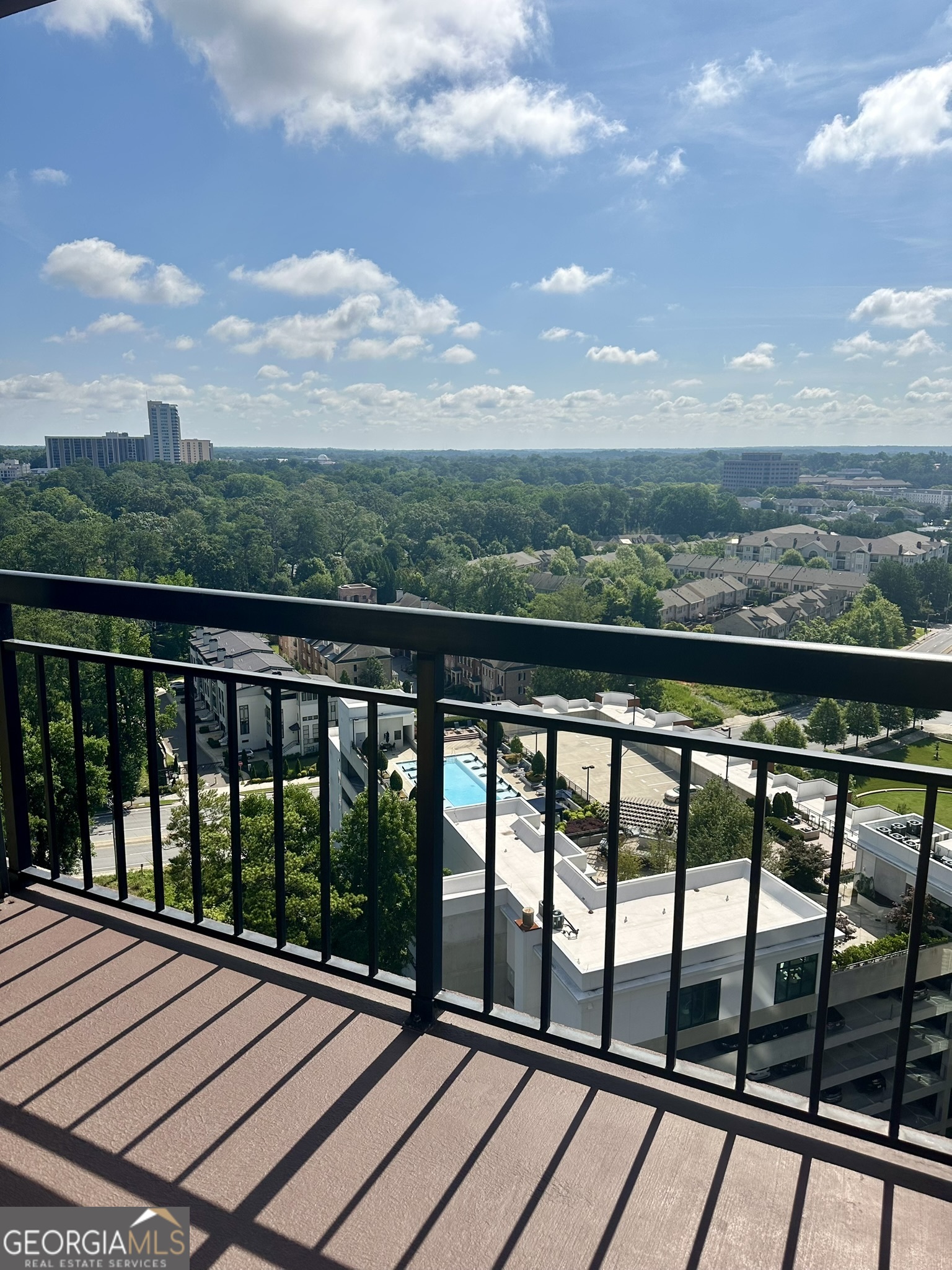 3481 Lakeside DR NE 2303