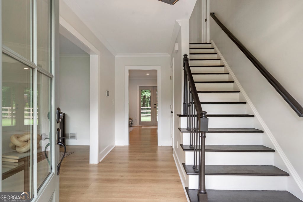 Photo of 663 Parkcrest Place NE, Marietta, GA 30068 (MLS # 10819782)