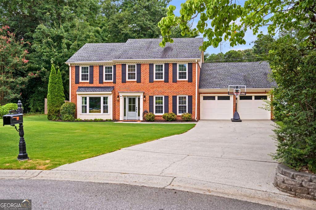 Photo of 663 Parkcrest Place NE, Marietta, GA 30068 (MLS # 10819782)