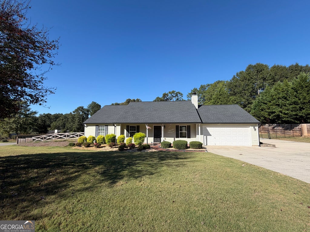 Photo of 408 Wilshire Lane, Bethlehem, GA 30620 (MLS # 10868030)