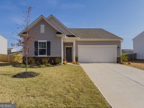 Photo of 278 Bentwater Way, Hoschton, GA 30548 (MLS # 10647335)