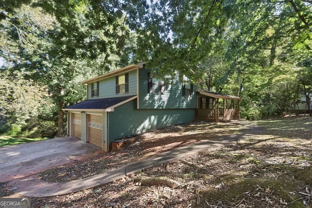 Photo of 1515 Trail Ridge Court, Lawrenceville, GA 30043 (MLS # 10877637)
