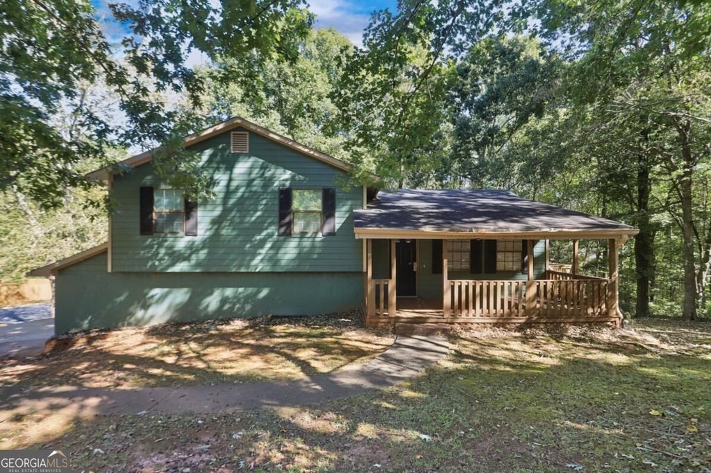 Photo of 1515 Trail Ridge Court, Lawrenceville, GA 30043 (MLS # 10877637)