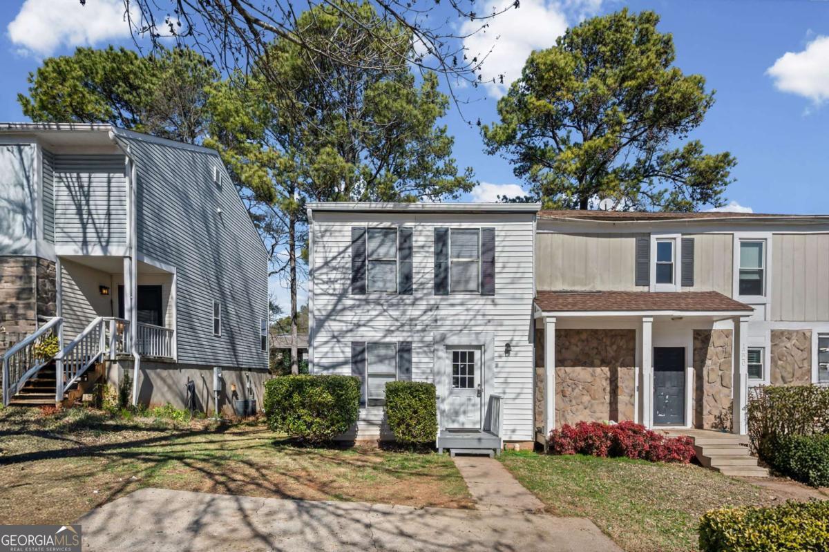 1222 Ridgecrest LN SE