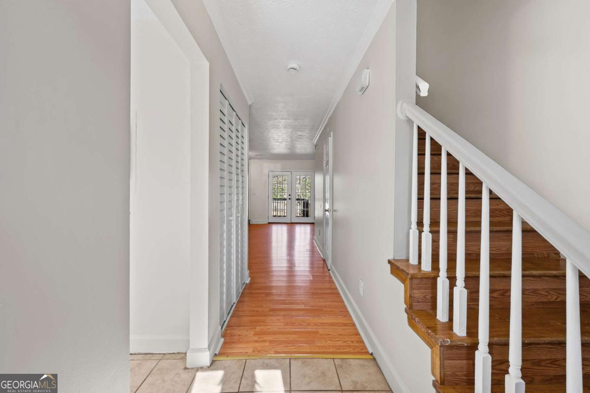 1222 Ridgecrest LN SE