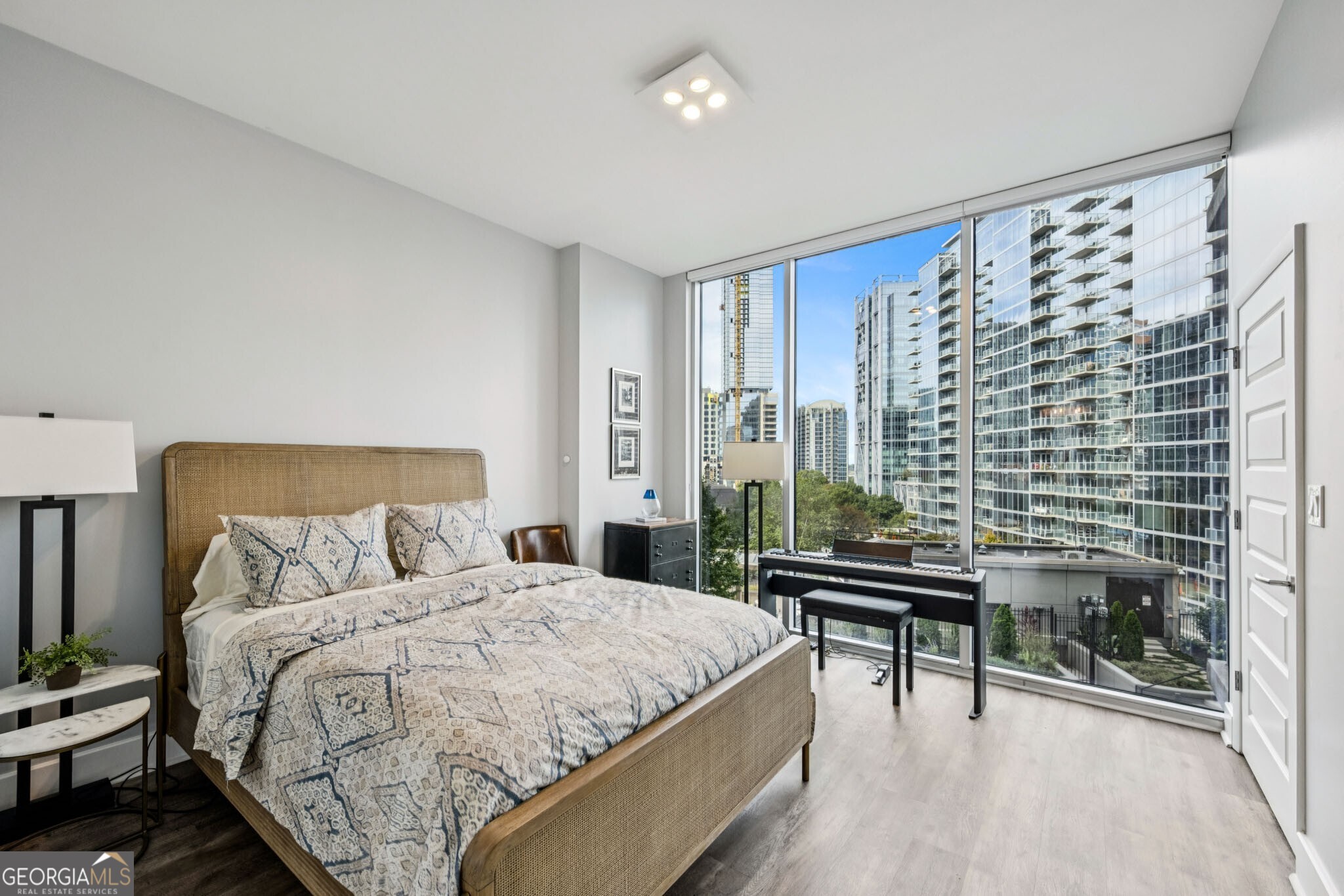 1010 Midtown - Residential