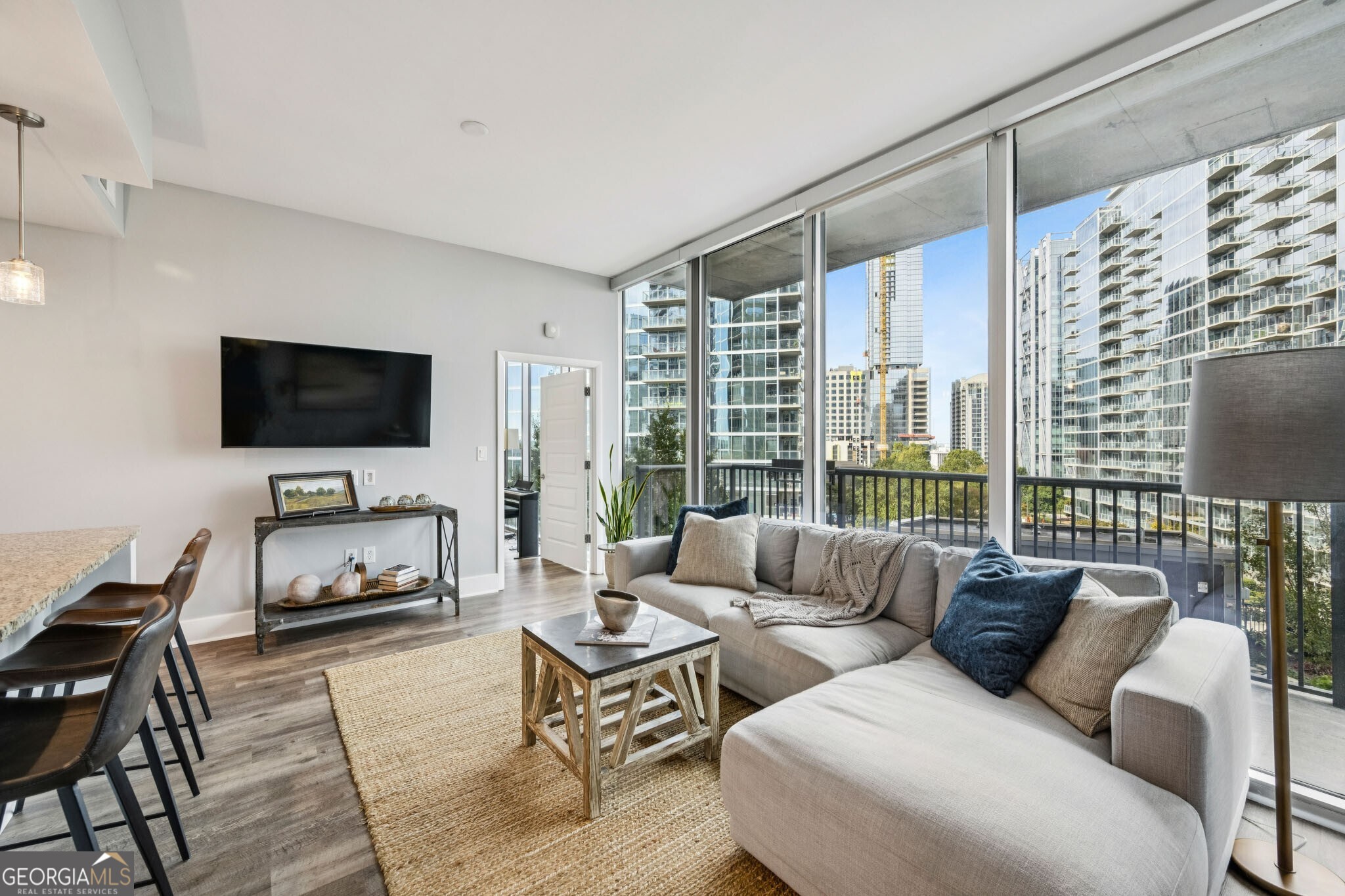 1010 Midtown - Residential
