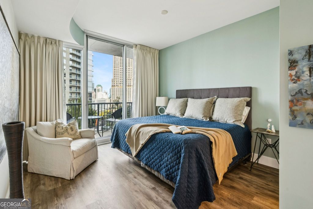 Photo of 1080 Peachtree Street NE #1012, Atlanta, GA 30309 (MLS # 10630345)