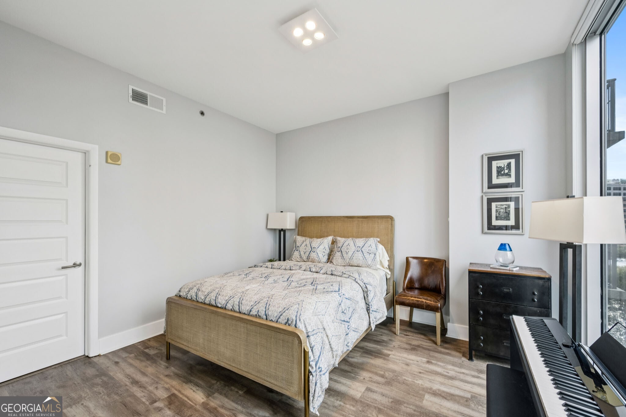 1010 Midtown - Residential