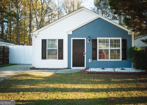 Photo of 1852 Patterson Park Drive, Lawrenceville, GA 30044 (MLS # 10647178)