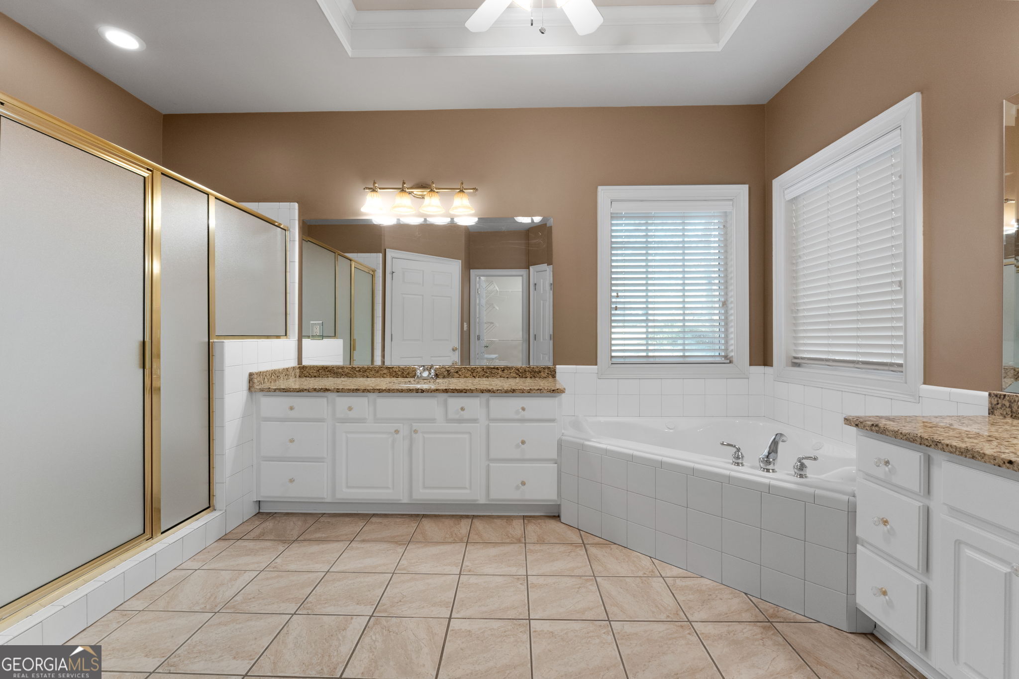 Fayetteville, Georgia 30215, United States, 5 Bedrooms Bedrooms, ,5 BathroomsBathrooms,Residential,Active,121211