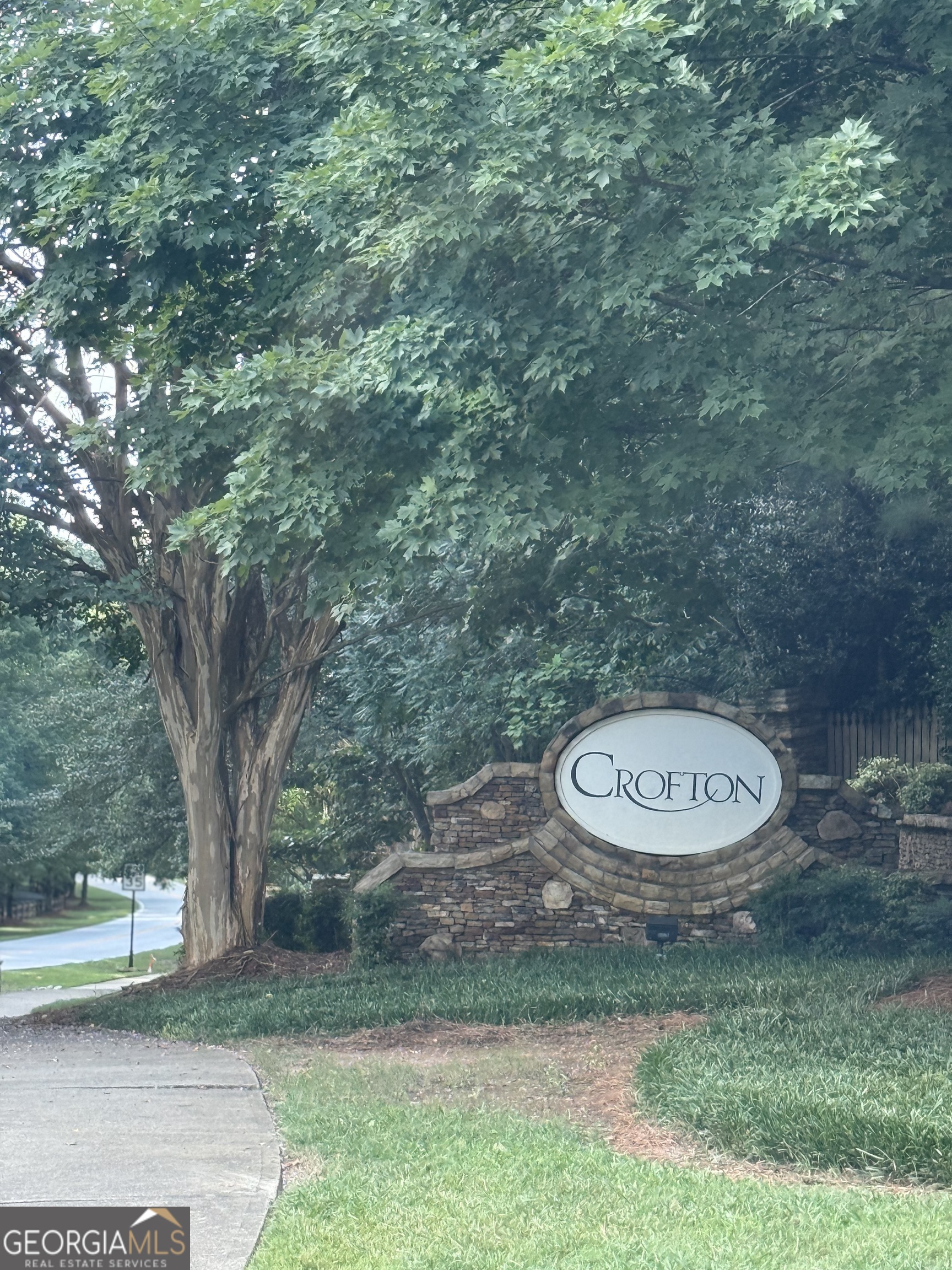 1011 Crofton