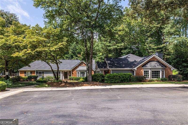 Lee's Crossing - Residential
