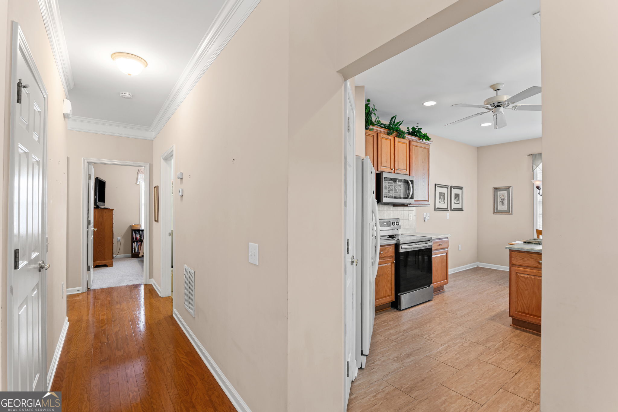 6 Scenic Hills DR