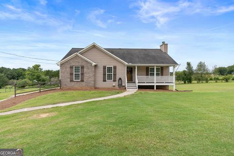 1214 Roxey Maxey RD Winder GA 30680