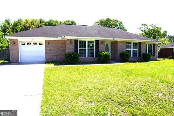 ALL brick home in quiet and established Heritage Estates! Home features split floorplan with living room, dining room and large family room. Kitchen features stainless steel appliances and granite countertops. Backyard is privacy fenced with a partially covered patio and storage shed. All offers must be submitted at www.vrmproperties.com. Agents must register as a User, enter the property address, and click on "Start Offer". This property may qualify for Seller Financing (Vendee). If property was built prior to 1978, lead based paint potentially exists. EM must be made out to the Closing Attorney. Property is being "SOLD AS IS".