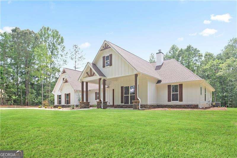 Photo of 202 Old Sandhill Road, Carrollton, GA 30116 (MLS # 10873697)