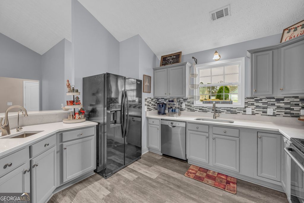 Photo of 321 Tallassee Lane, Statham, GA 30666 (MLS # 10661693)