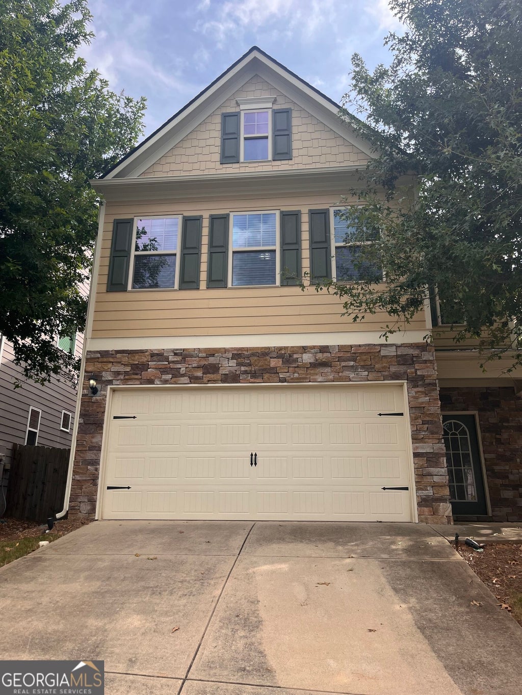 Photo of 425 Village View, Woodstock, GA 30188 (MLS # 10869822)