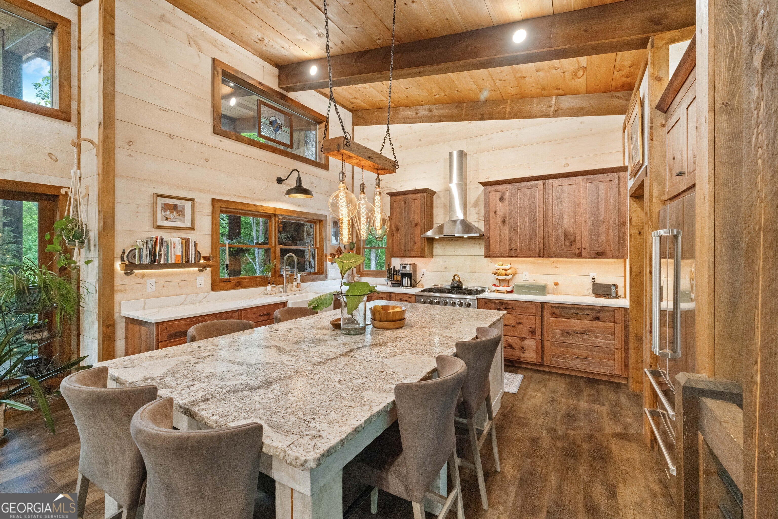 195 Moonshine Way, Blue Ridge, GA, 30513, USA, 3 Bedrooms Bedrooms, ,4 BathroomsBathrooms,Residential,Active,195 Moonshine Way,10810639