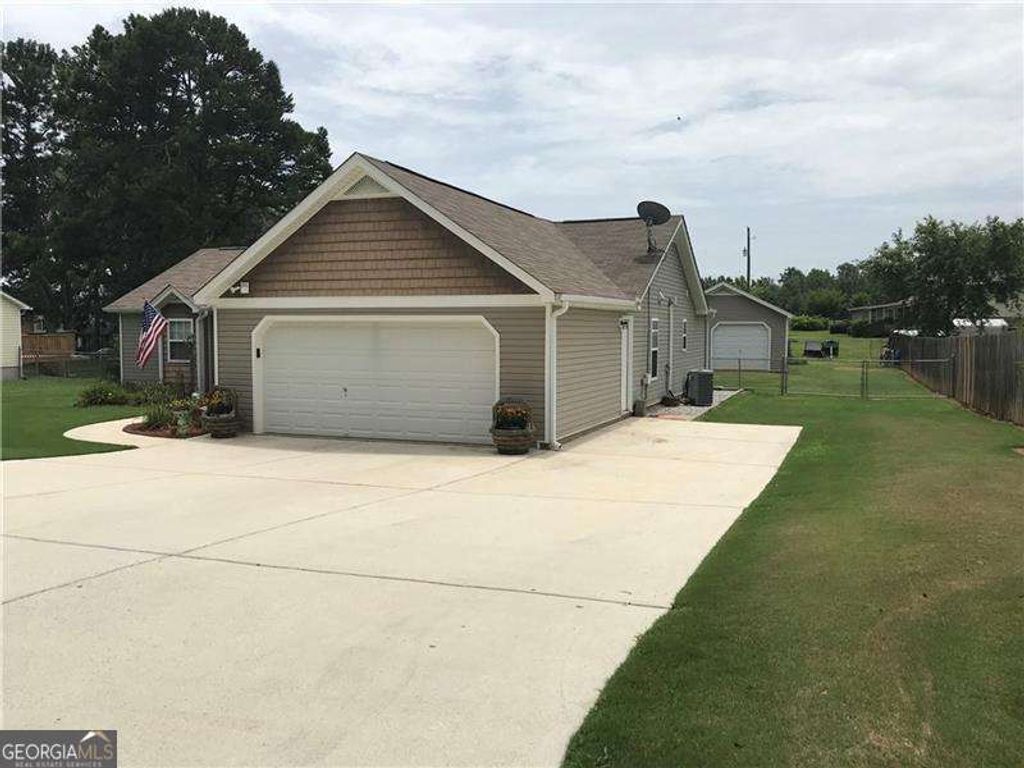 Photo of 121 Heritage Way, Dallas, GA 30157 (MLS # 10760351)