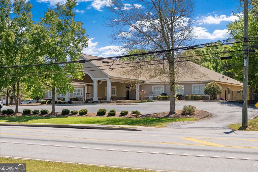 Photo of 516 W Bankhead Highway, Villa Rica, GA 30180 (MLS # 10729674)