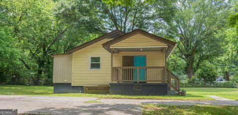 525 Baker CIR NW Atlanta GA 30318