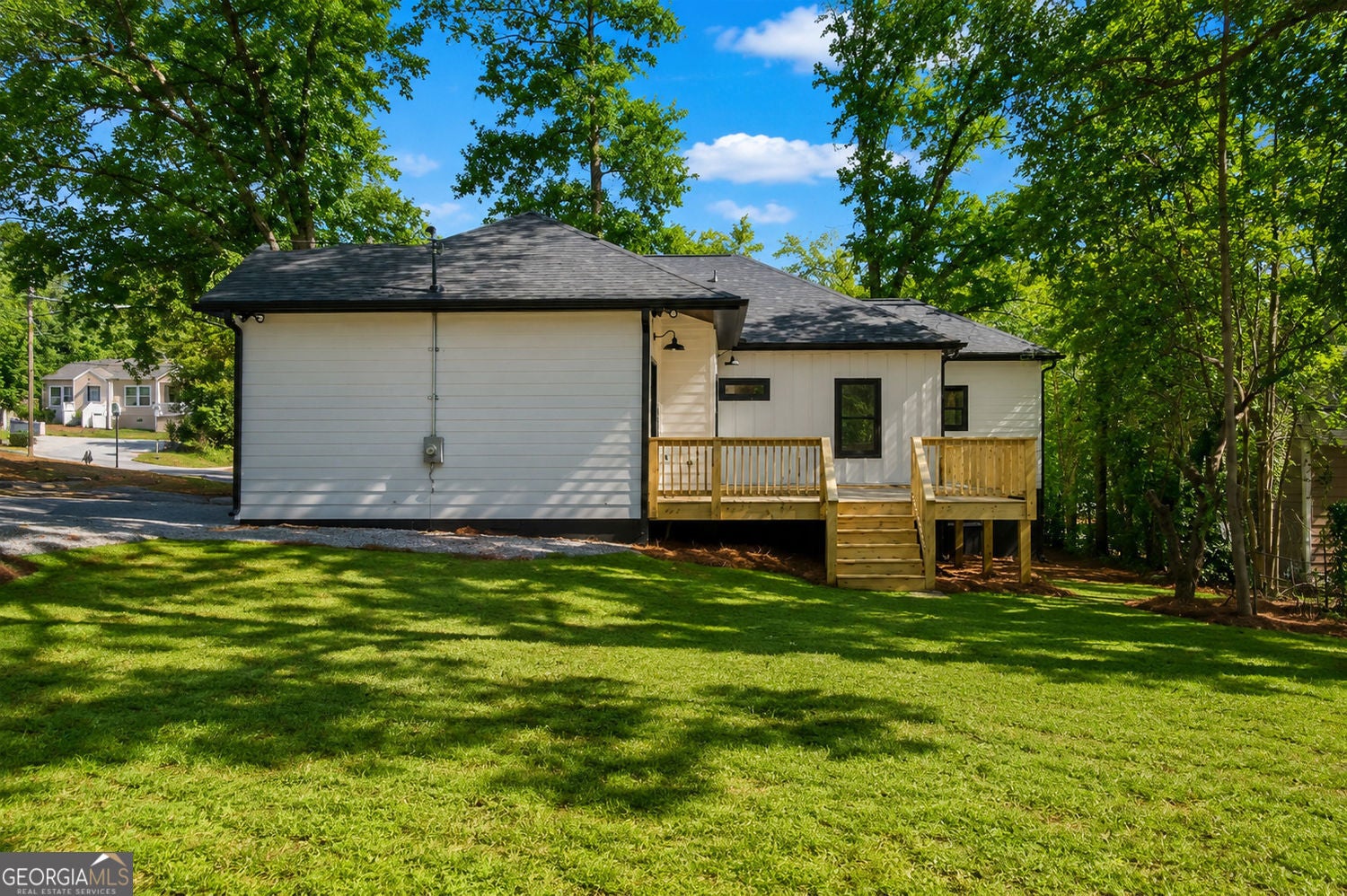 1461 Westridge RD SW